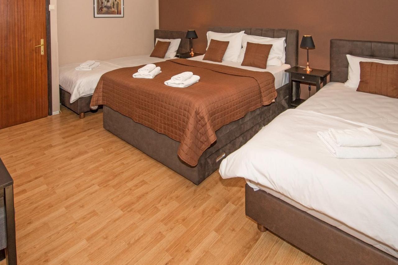 Bed & Breakfast Anita Медулин Экстерьер фото